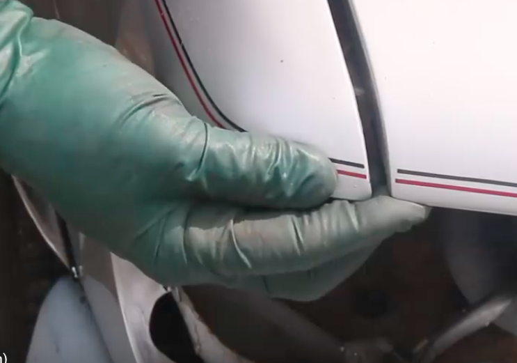 How to Determine Quickly if the Car Has Ever Been in an Accident Body and Exterior Trim